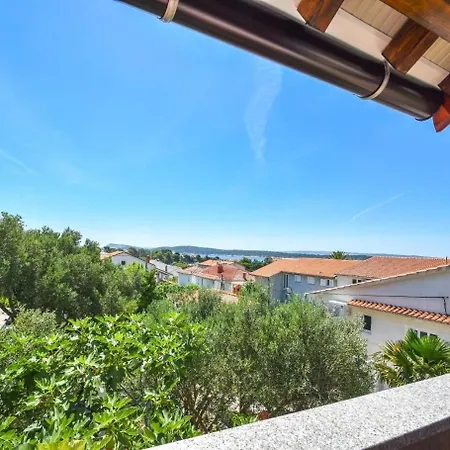 Jaklin Апартаменты