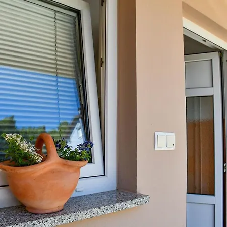 Jaklin Апартаменты