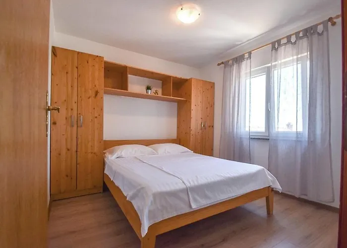 Jaklin Apartament